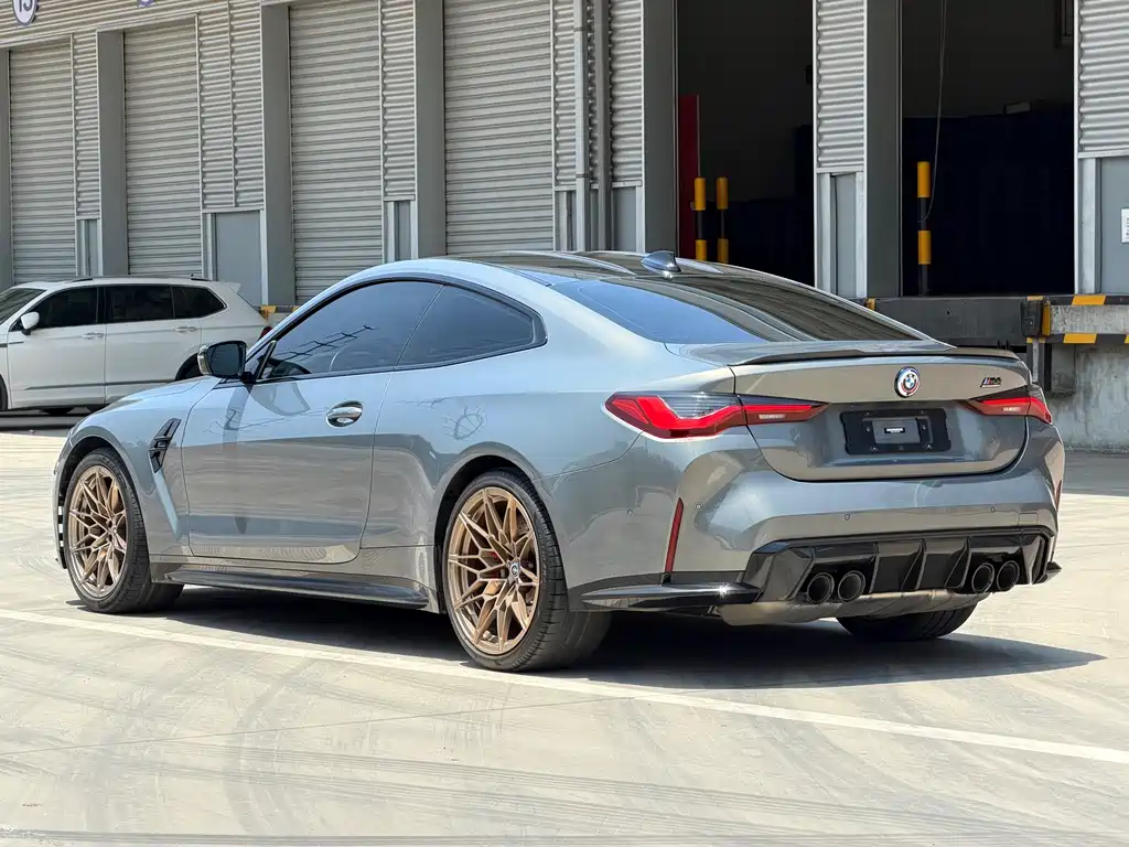BMW M4 2022 M4 M xDrive M 50