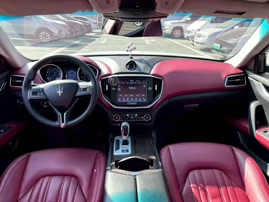 Maserati Ghibli — миниатюра 5