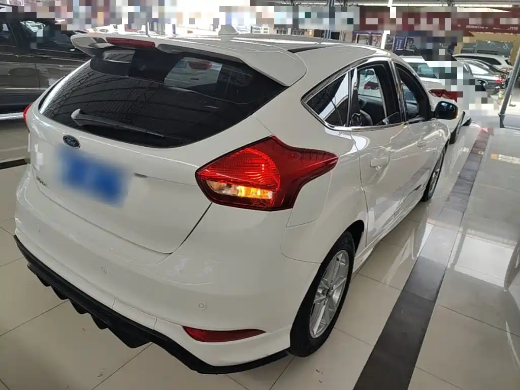 Ford Focus — миниатюра 7