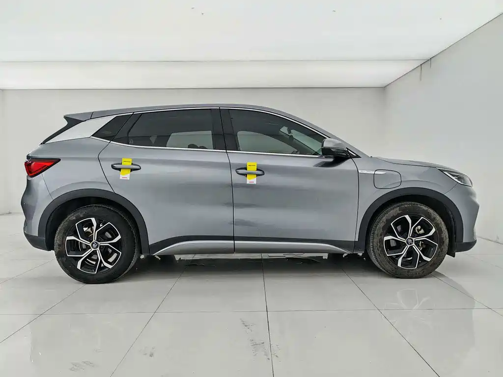 BYD Yuan Plus — миниатюра 8