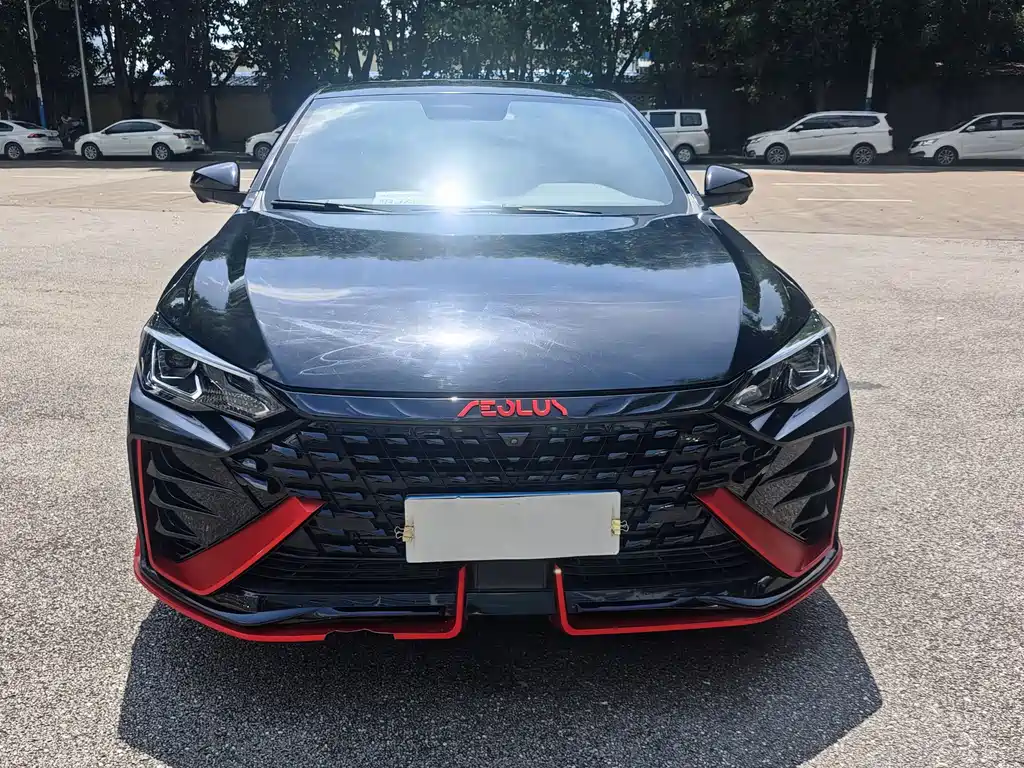 DONGFENG YI HYUN MAX