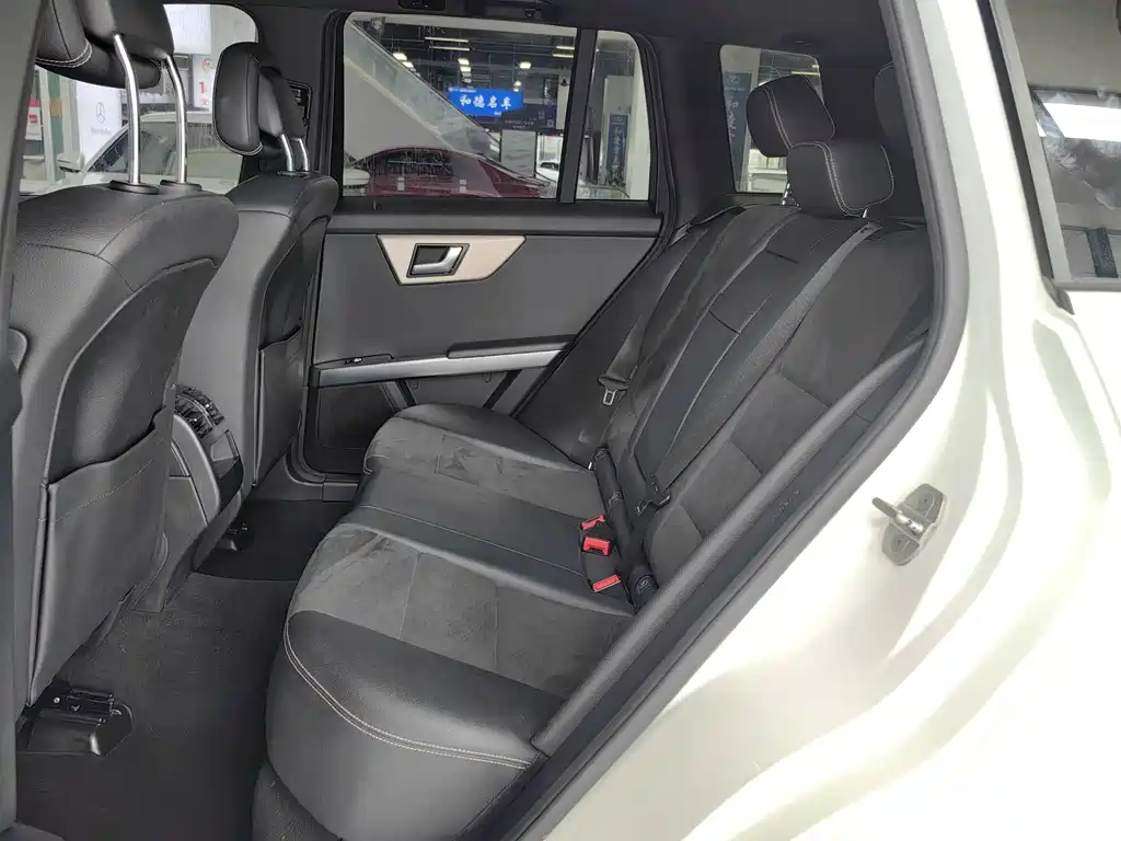 Mercedes-Benz GLK-Class — миниатюра 9