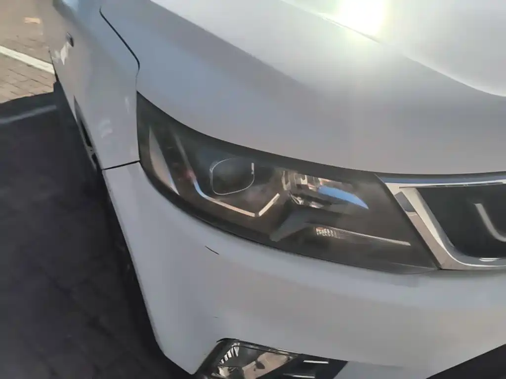 Geely Vision X6 — миниатюра 8