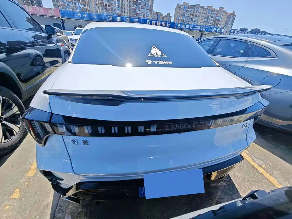 Lynk & Co 03 — миниатюра 15