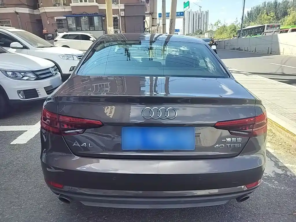 Audi A4L — миниатюра 6