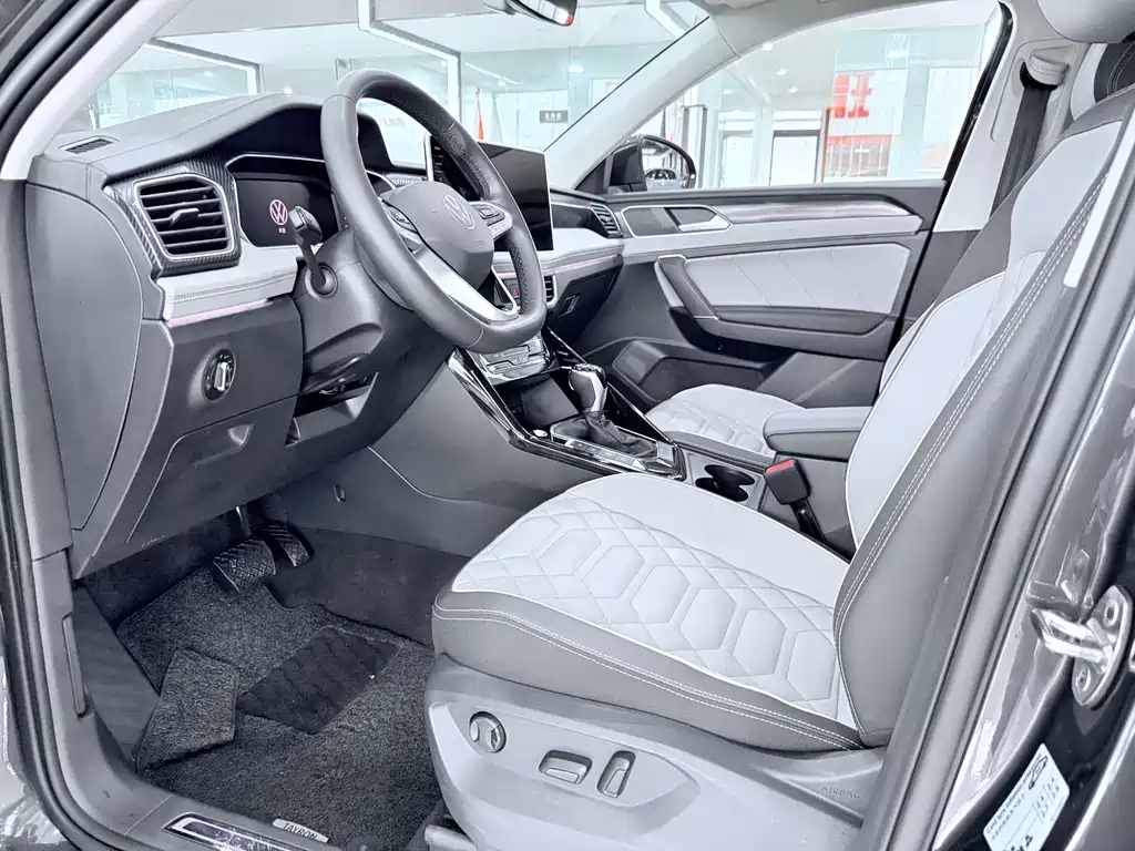 Volkswagen Tayron 2023 280TSI Luxury Plus