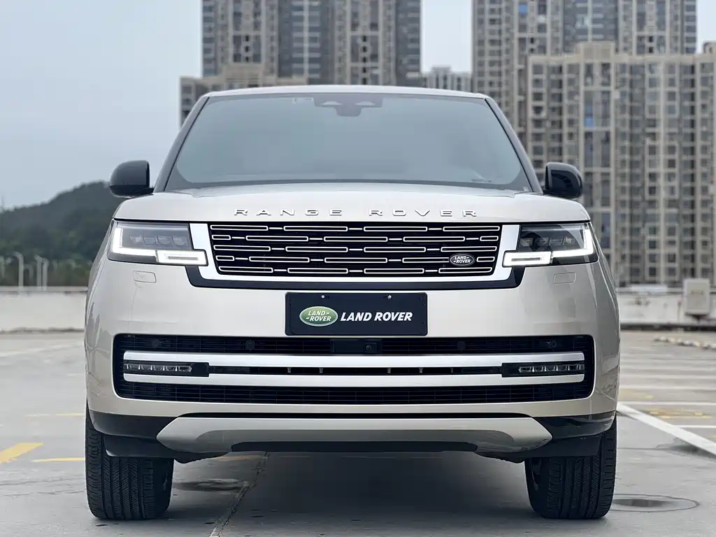 Land Rover Range Rover 2023 3.0 L6 400PS Long Wheelbase