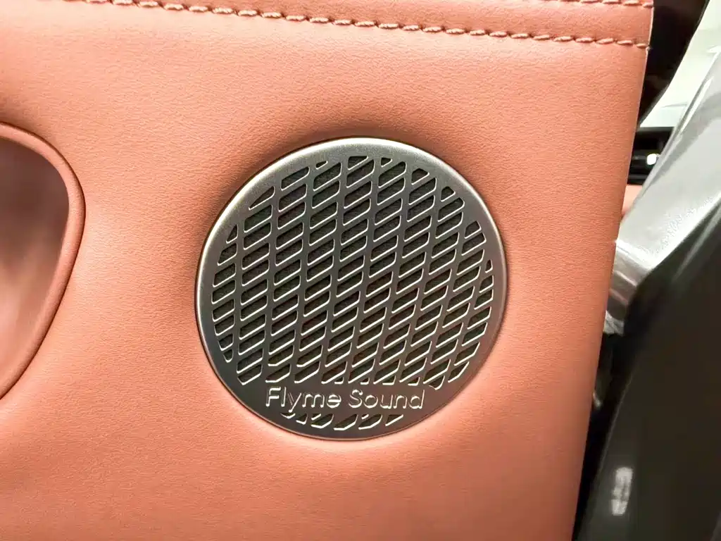 Geely Boyue REV — миниатюра 17