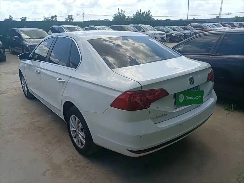 Volkswagen Bora — миниатюра 5