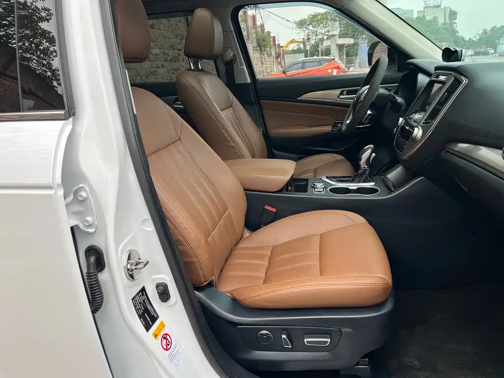 Changan CS95 — миниатюра 11