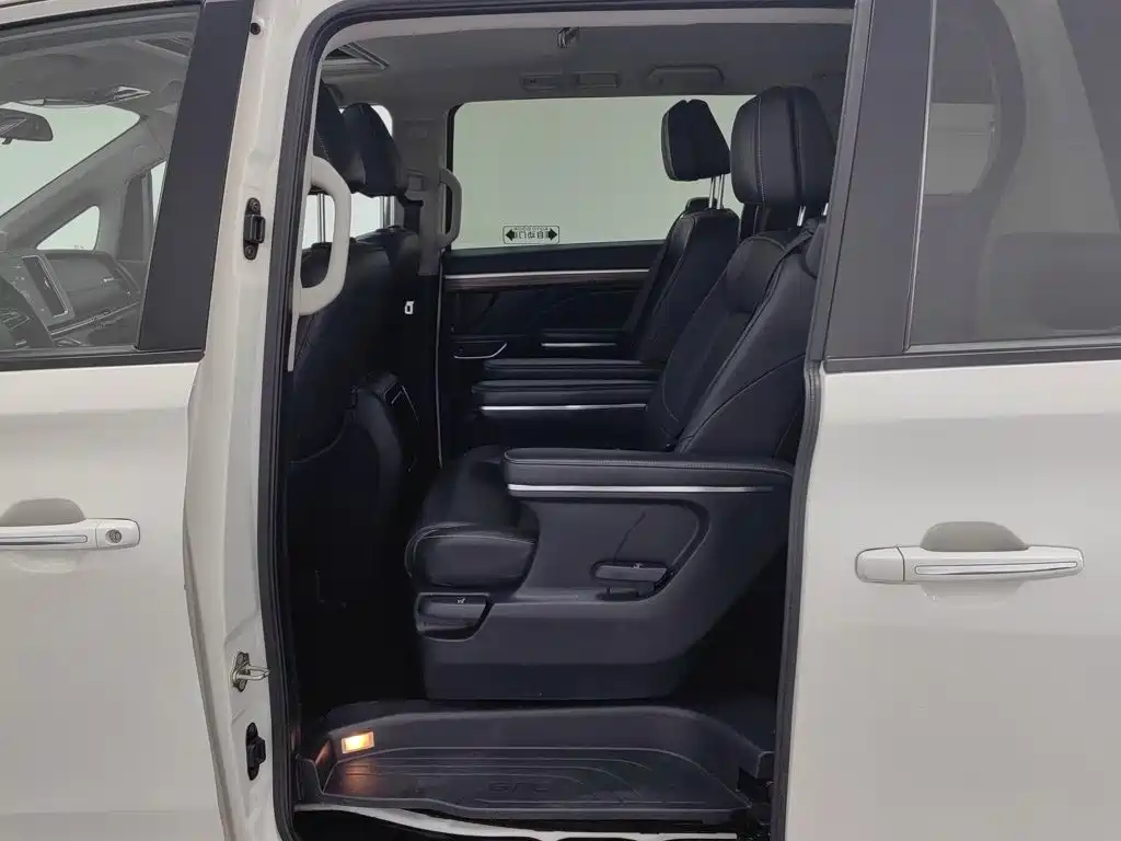 GAC Motor Trumpchi M8 — миниатюра 15