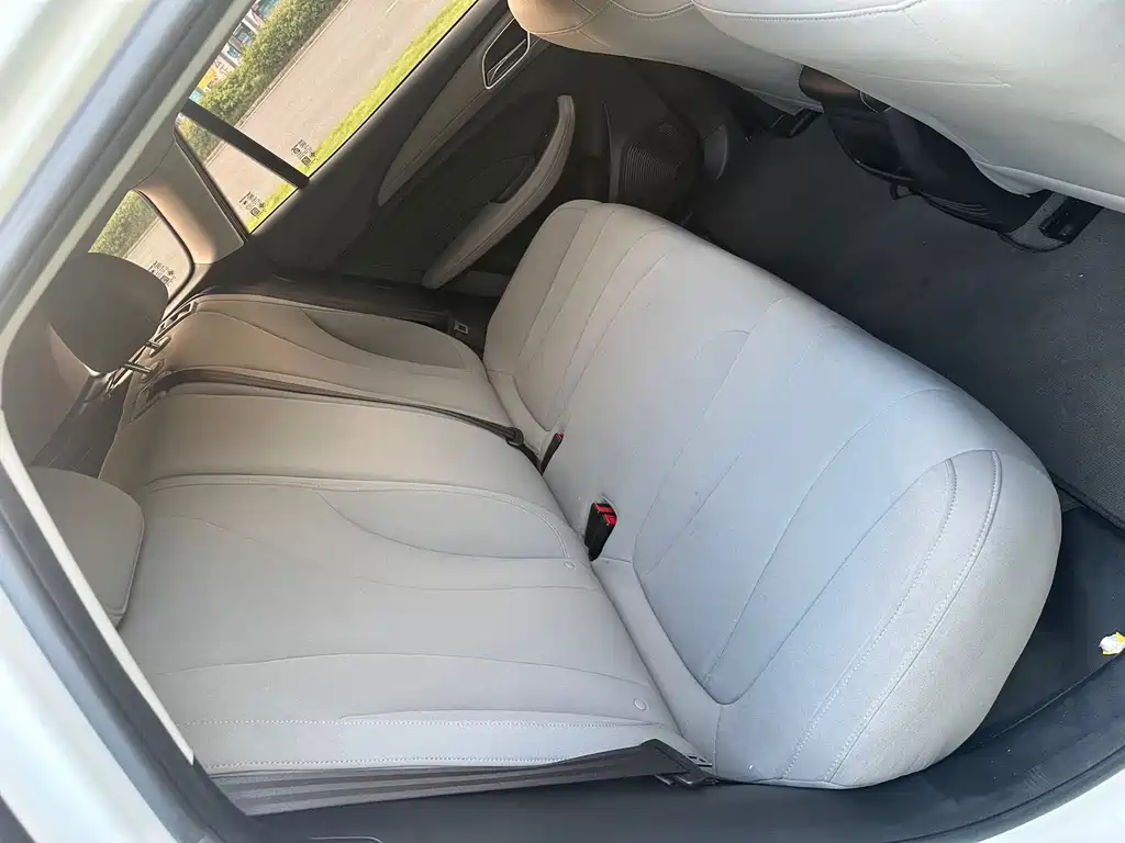 Roewe Ei5 — миниатюра 11