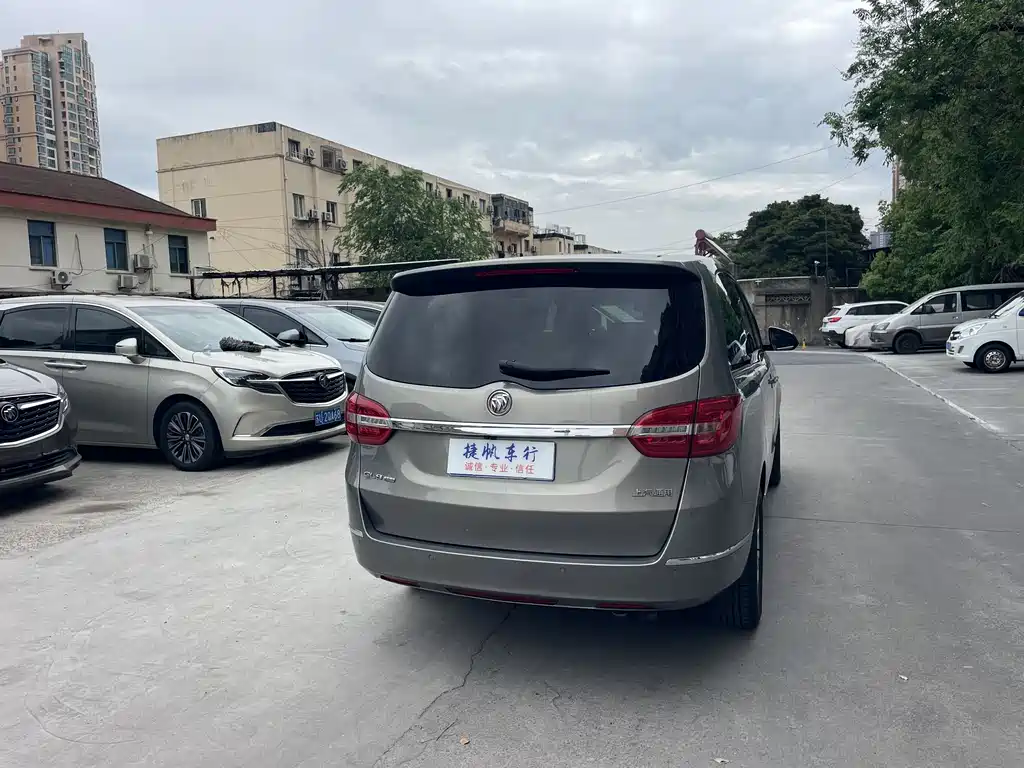 Buick GL8 2017 25S Luxury V