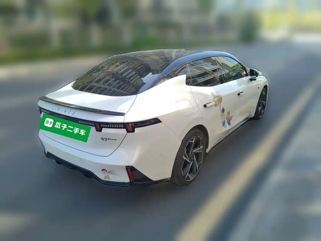 Lynk & Co 07 EM-P — миниатюра 4