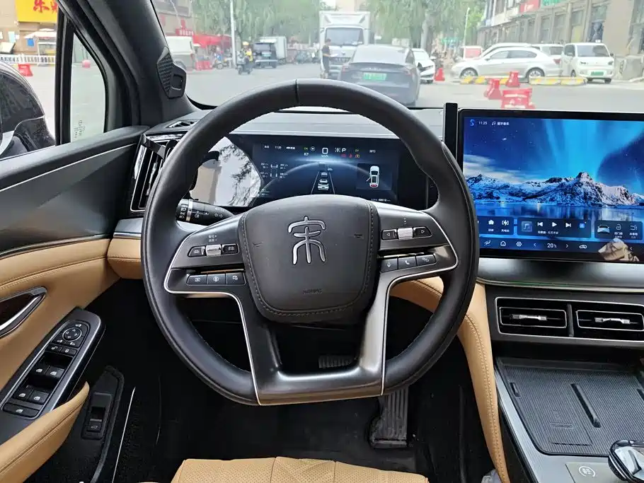 BYD L DM-i — миниатюра 15