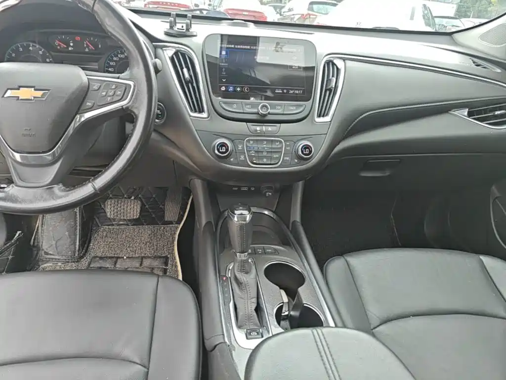 Chevrolet Malibu XL — миниатюра 13