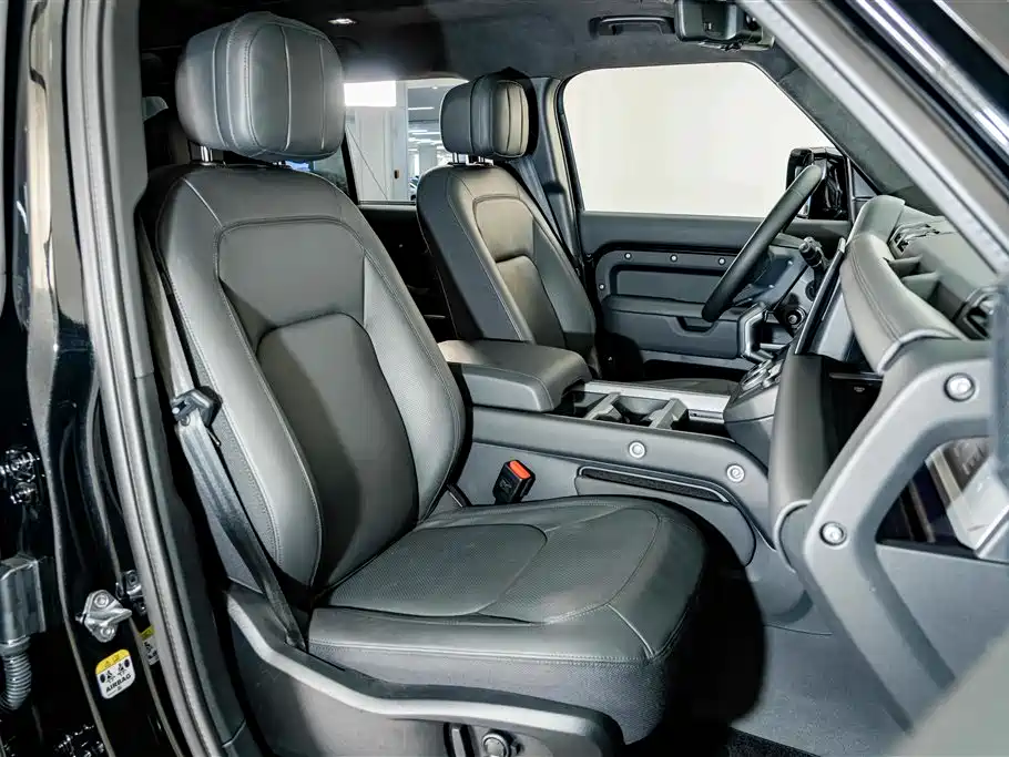 Land Rover Defender — миниатюра 20