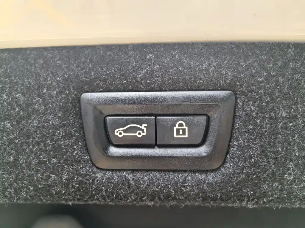 BMW 5 SERIES NEW ENERGY