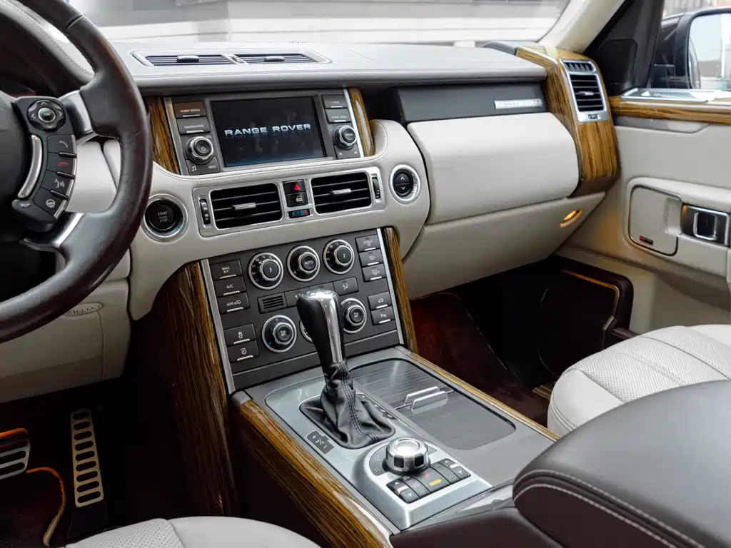 Land Rover Range Rover 2012 5.0 SC V8