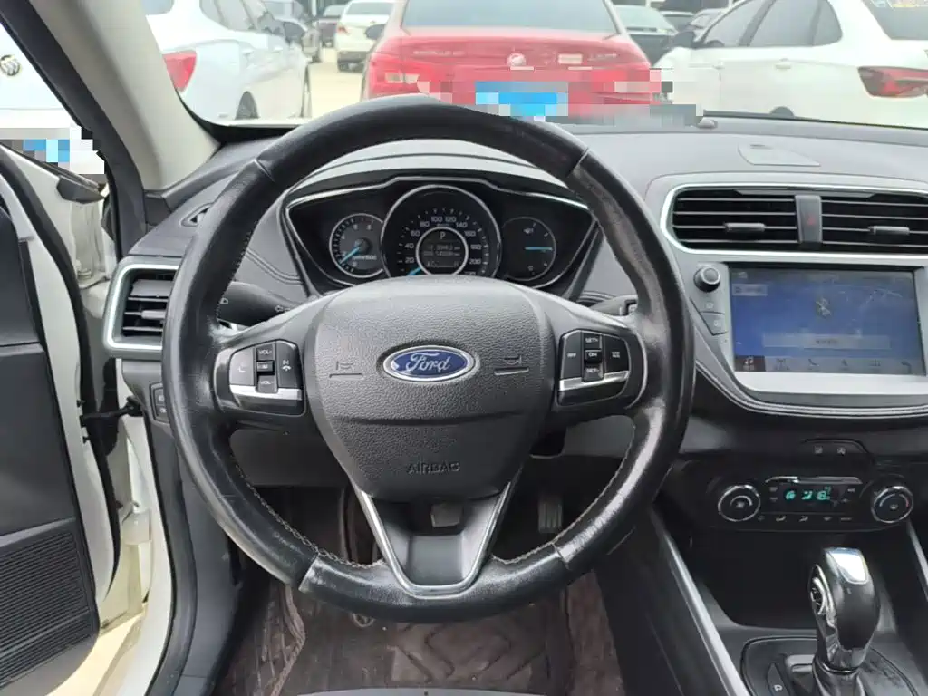 Ford Escort — миниатюра 11