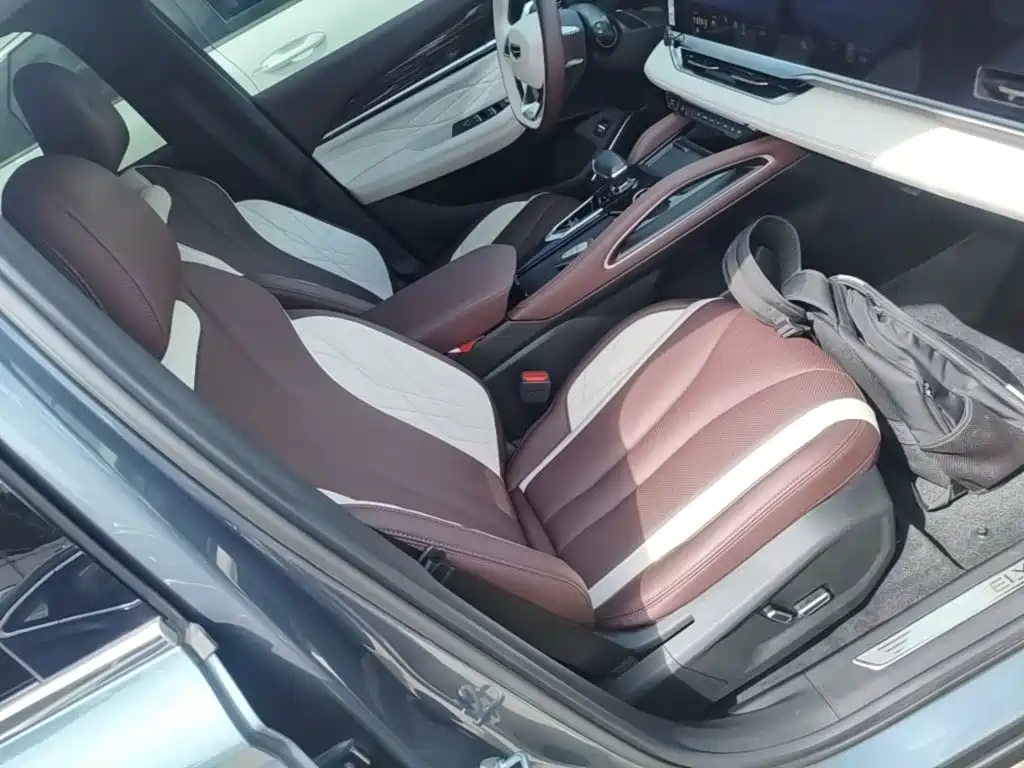 Geely Xingyue L — миниатюра 25