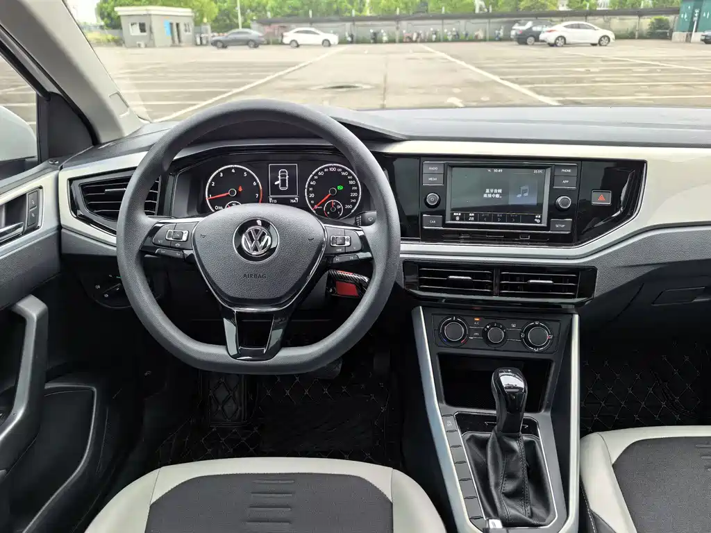 Volkswagen Polo — миниатюра 11