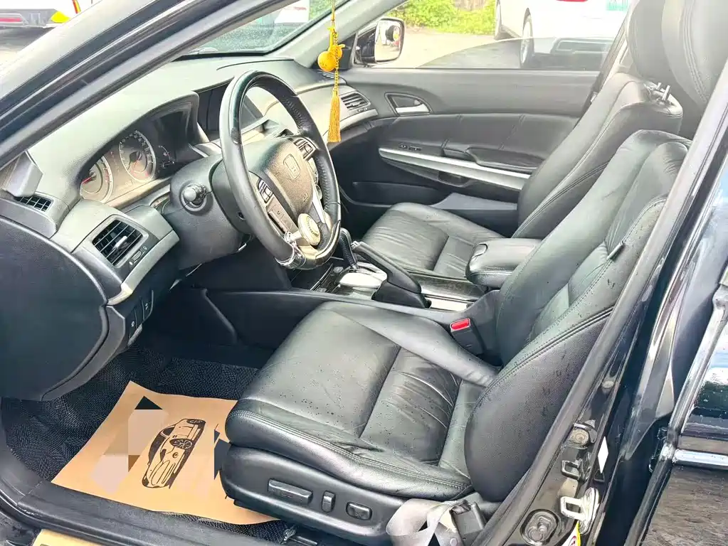 Honda Accord — миниатюра 7