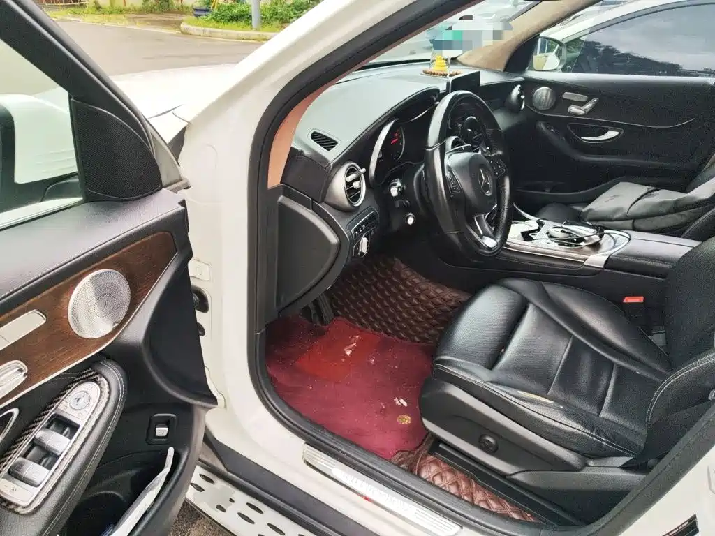 Mercedes-Benz GLC — миниатюра 12