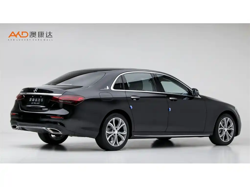 Mercedes-Benz E-Class — миниатюра 3