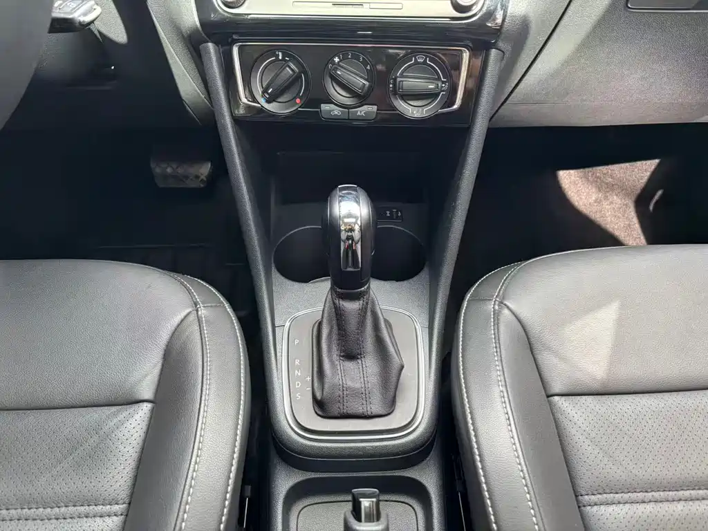 Volkswagen Polo — миниатюра 15