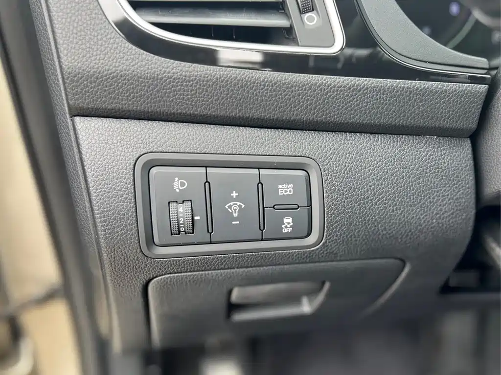 Hyundai Mistra — миниатюра 18