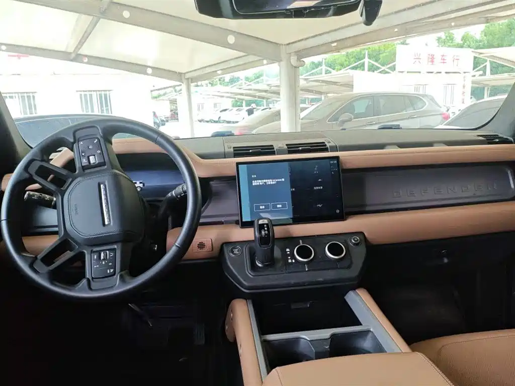 Land Rover Land Rover Defender 2025 110 3.0T P400 X-Dynamic HSE