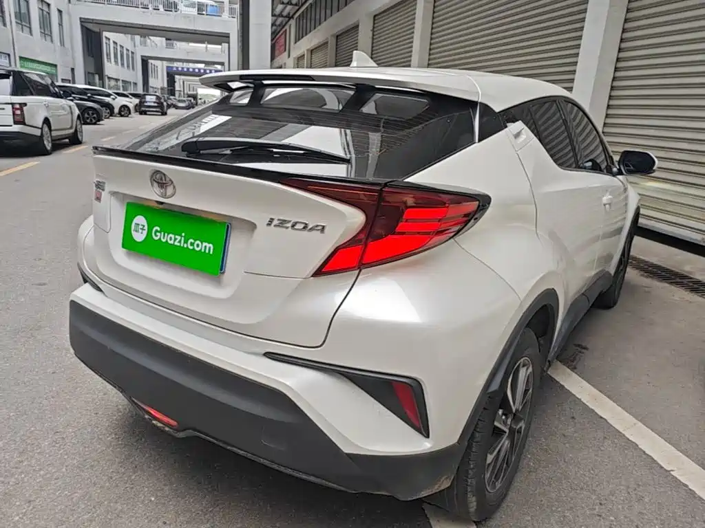 Toyota IZOA — миниатюра 7