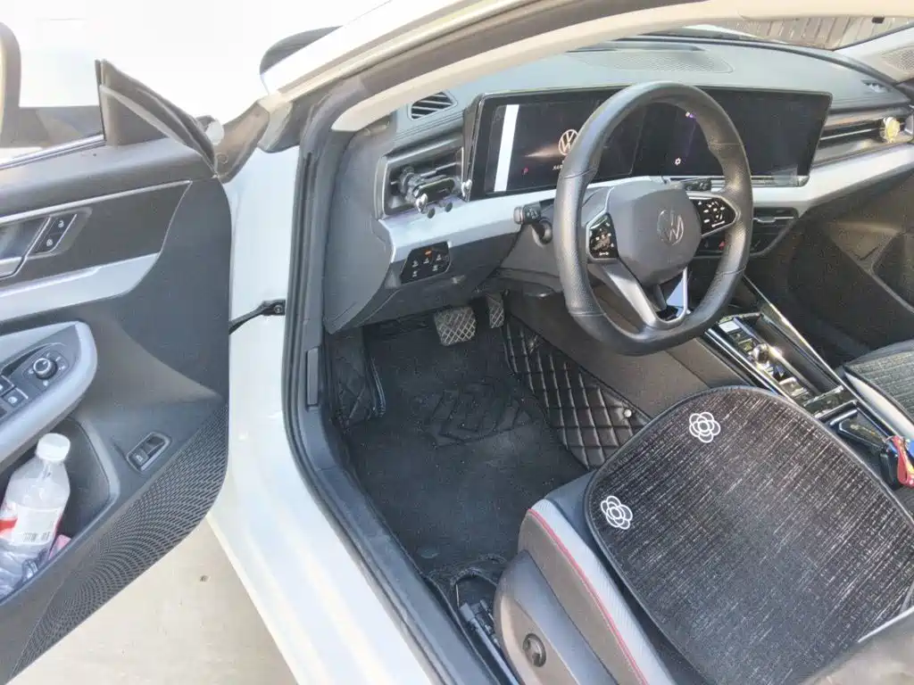 Volkswagen Lamando — миниатюра 17