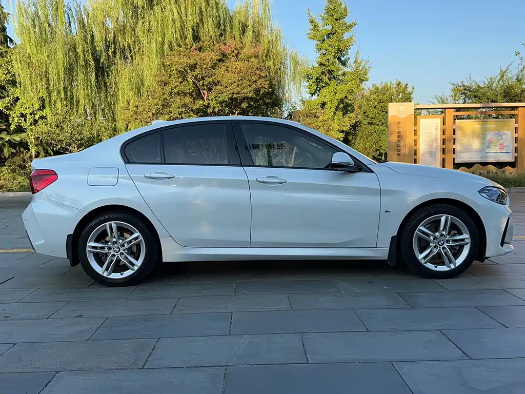 BMW 1 Series — миниатюра 9