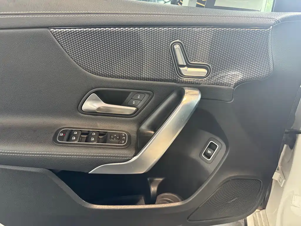 Mercedes-Benz A-Class A 2019 A 200 L Sport