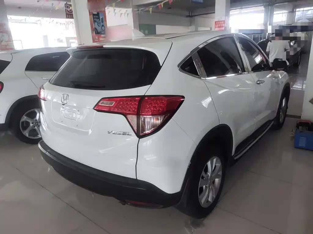 Honda Vezel — миниатюра 7