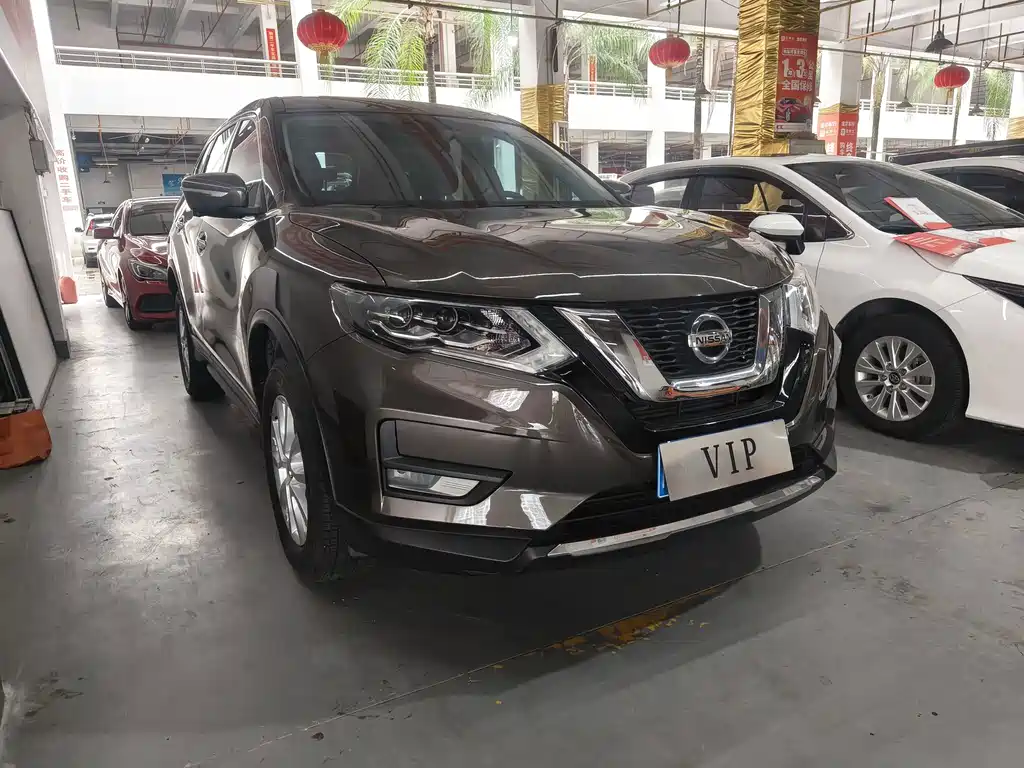 Nissan X-Trail — миниатюра 3