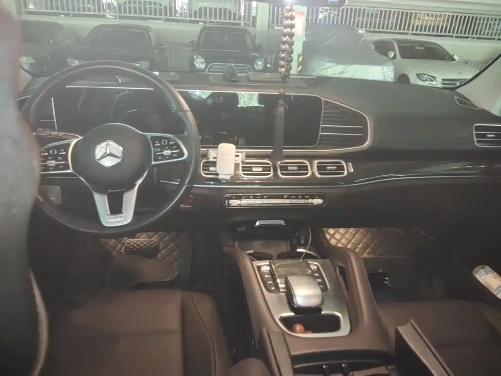 Mercedes-Benz GLE (Import) — миниатюра 11
