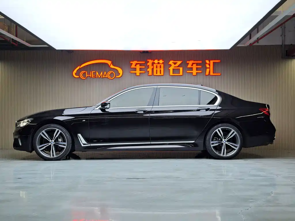 BMW 7 Series 7 2018 740Li Lead M Sport