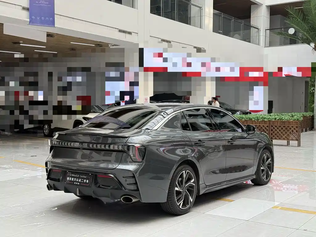 Lynk & Co 03 — миниатюра 16