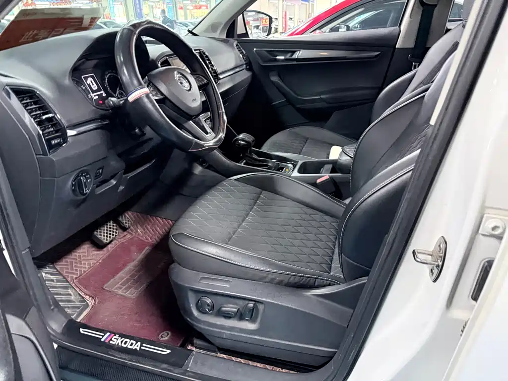 Skoda Karoq — миниатюра 8