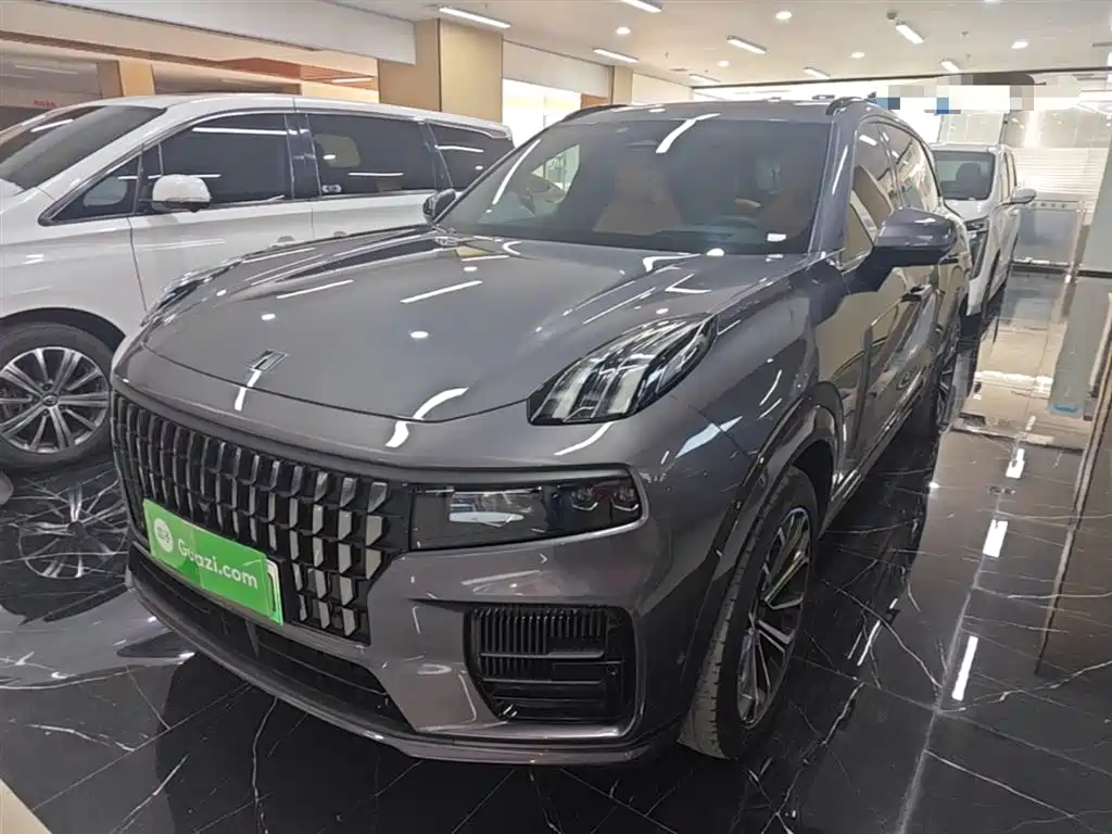 Lynk & Co 09 EM-P 2023