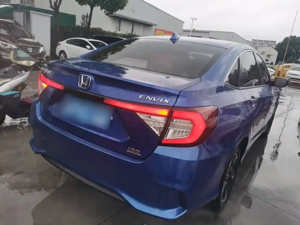 Honda Envix 2019 180TURBO CVT Enjoy V