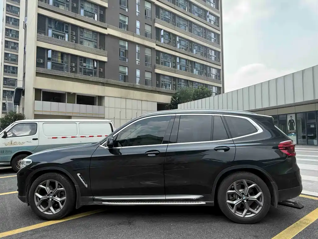 BMW X3 — миниатюра 4