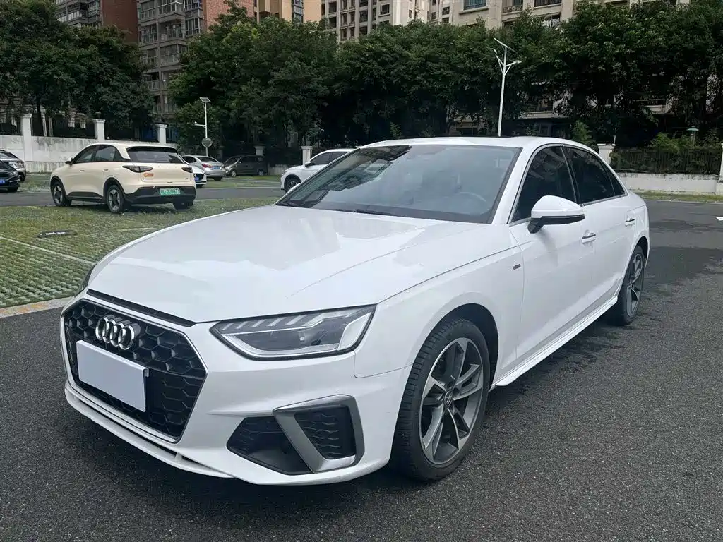Audi A4L 2020