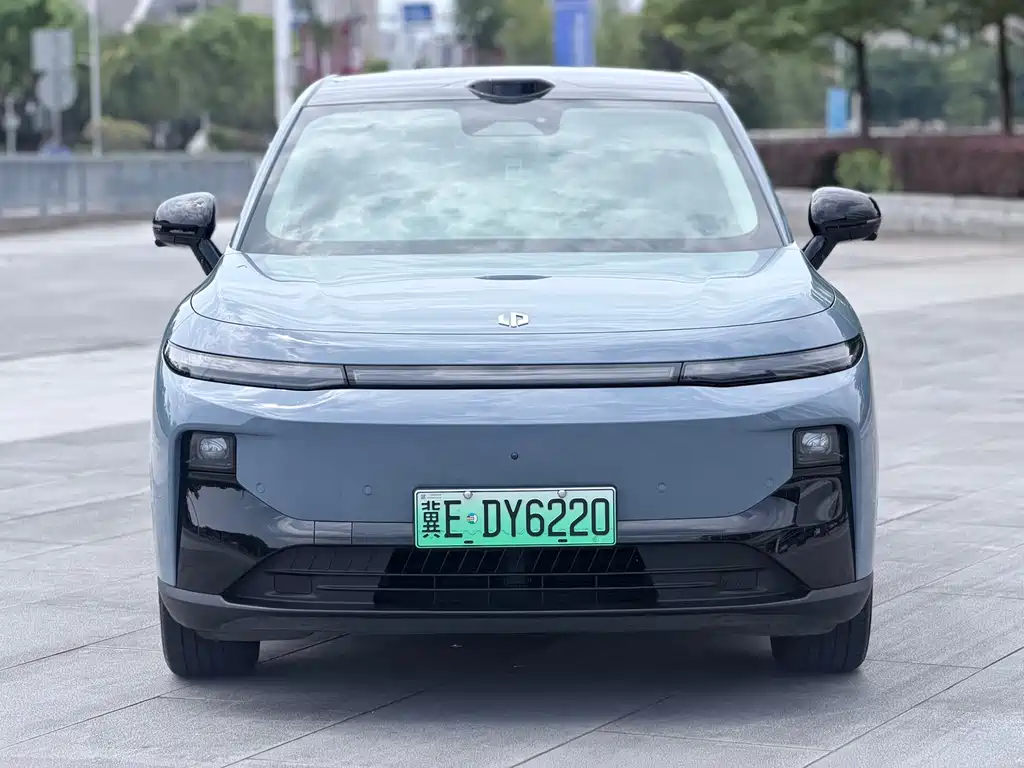 Leapmotor Leapmotor B10 — миниатюра 2