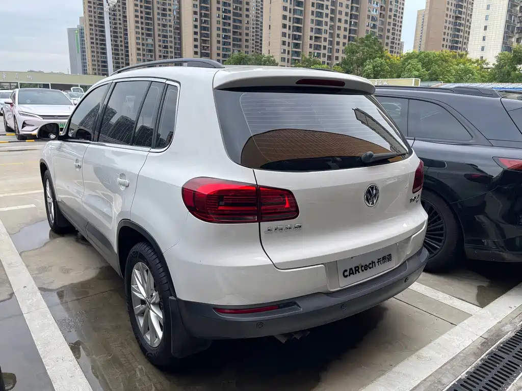 Volkswagen Tiguan — миниатюра 13
