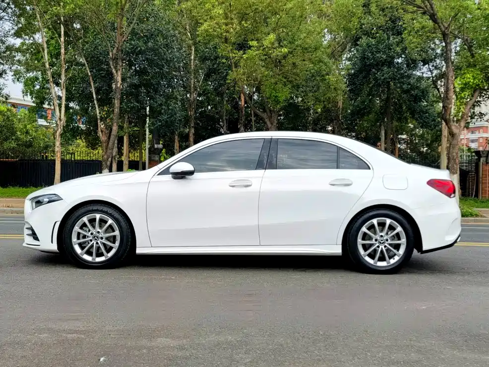 Mercedes-Benz A-Class — миниатюра 4