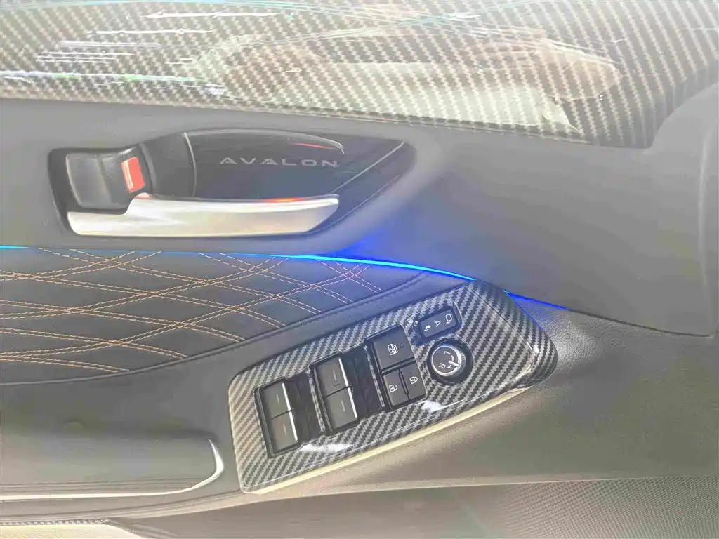 Toyota Avalon — миниатюра 11